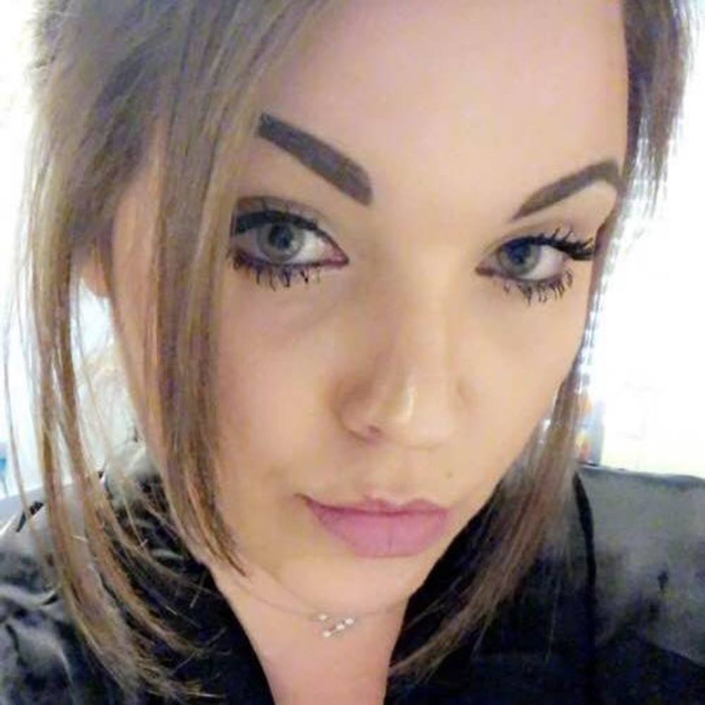 Meet your Posher, Olivia